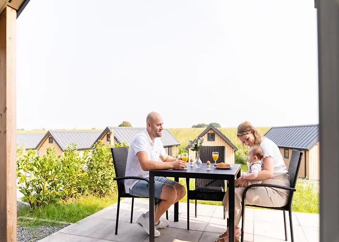 Дом отдыха Near Nature Reserve *